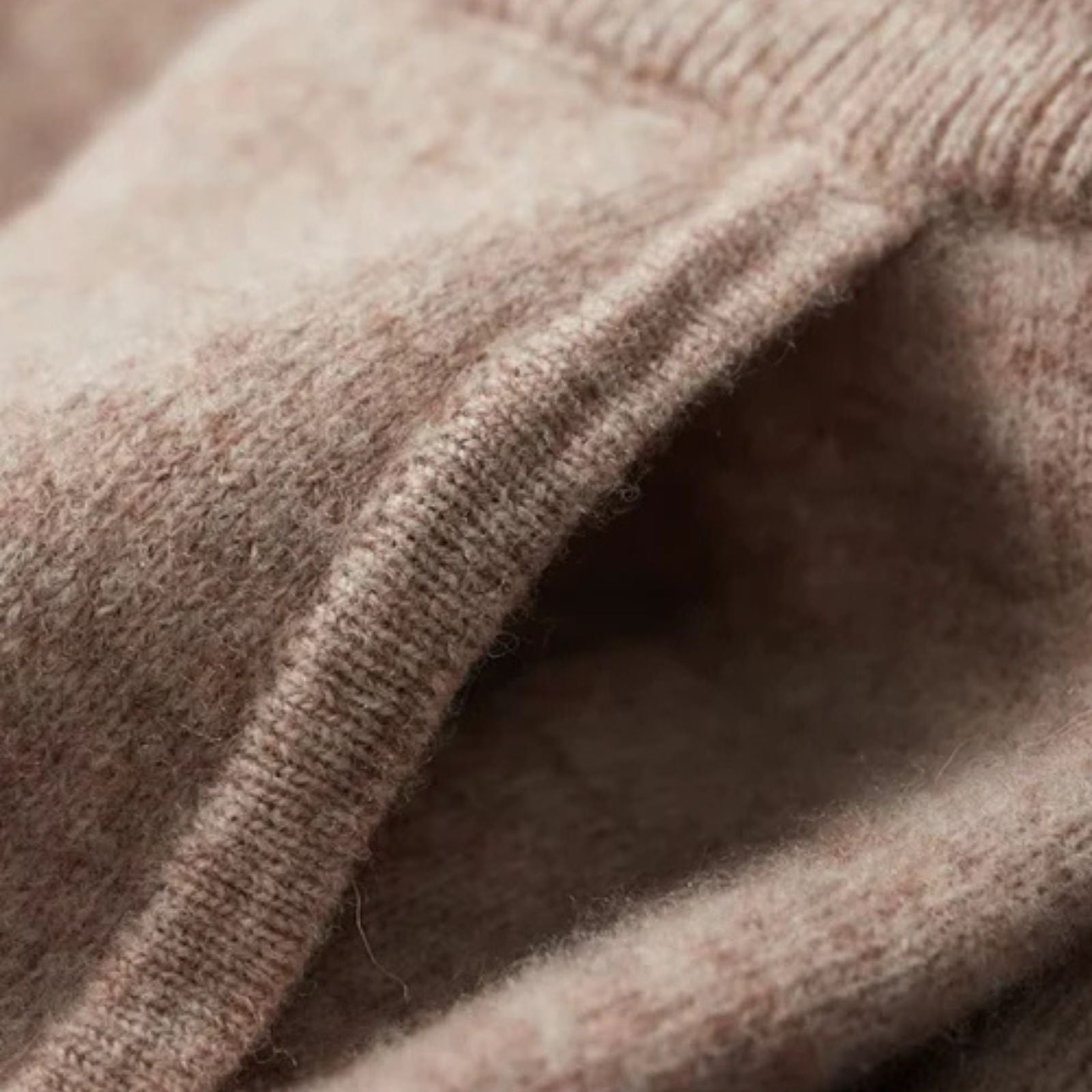 The Verona Merino Wool Savro Set