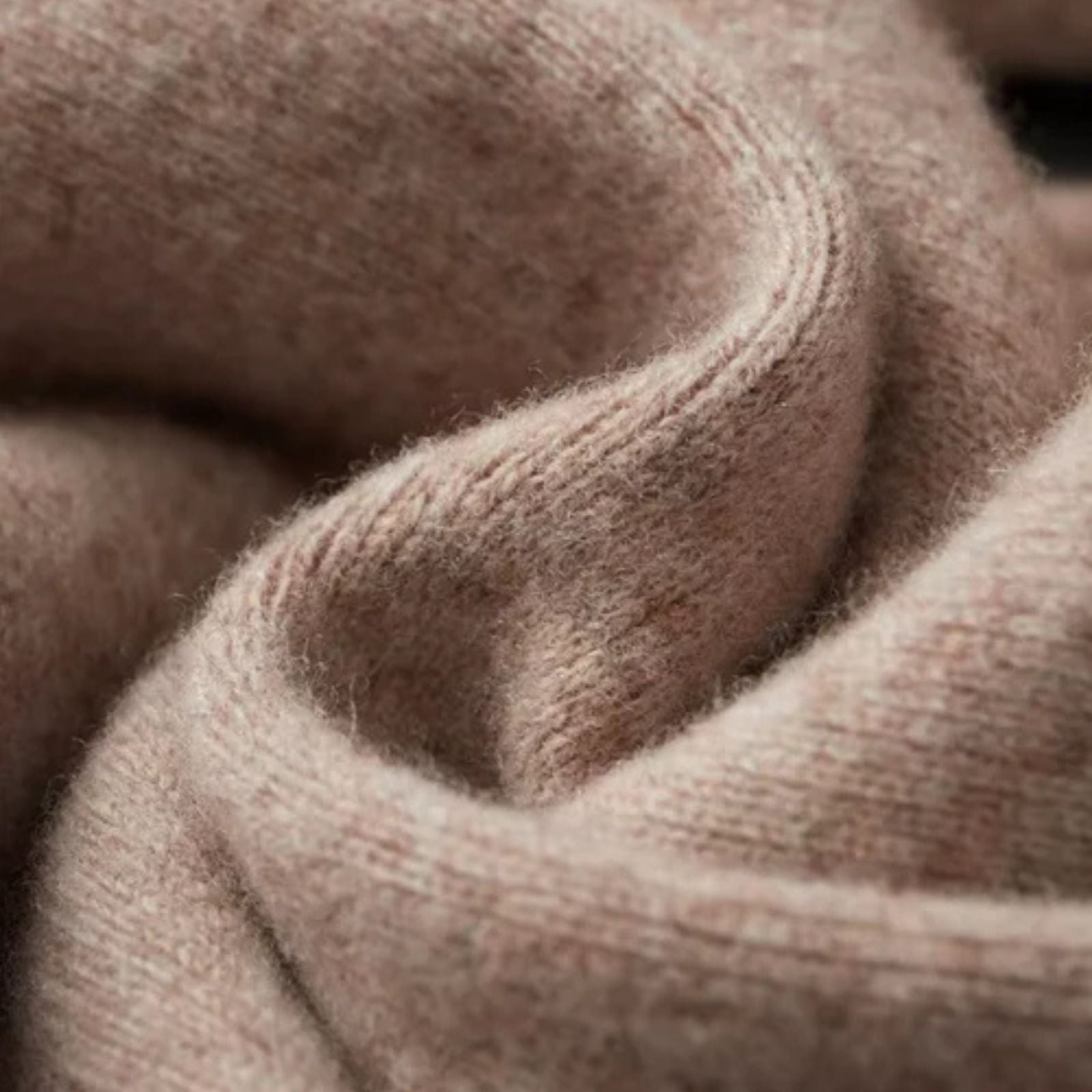 The Bellagio Merino Wool Tivro Set