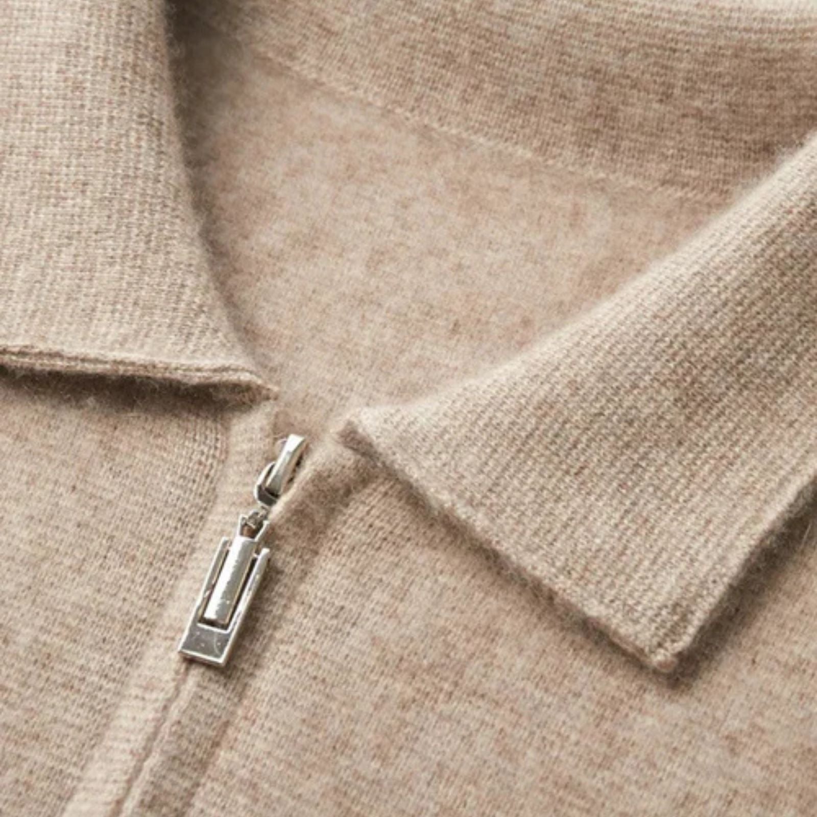 The Geneva Cashmere Featherlight Zip Vest