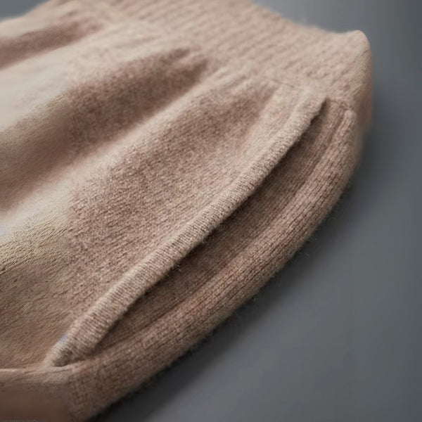 The Cortina Cashmere Lounge Pant