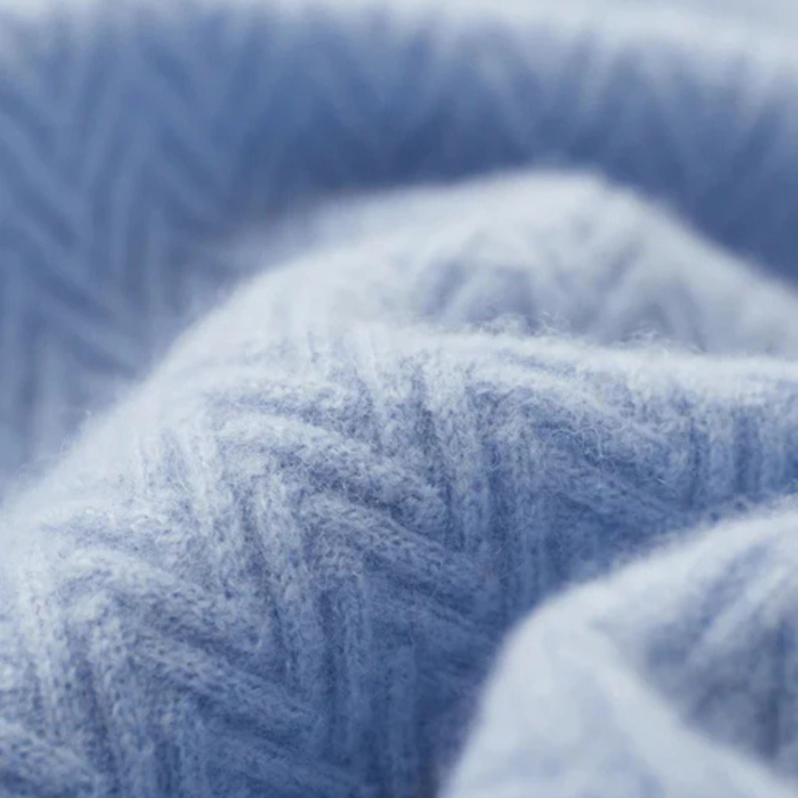 The Vienna Cashmere Zigzag Button Sweater