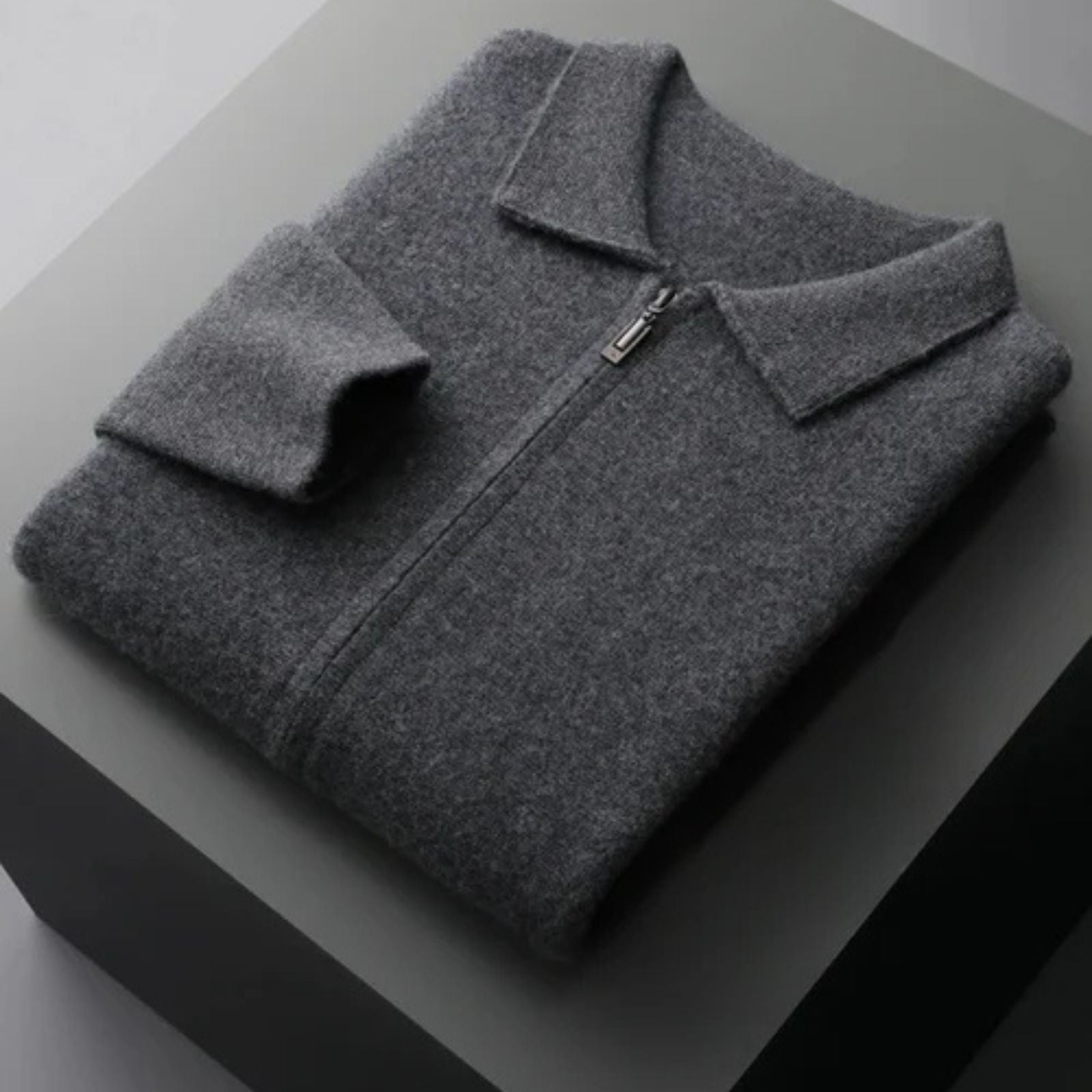 The Geneva Cashmere Featherlight Zip Vest